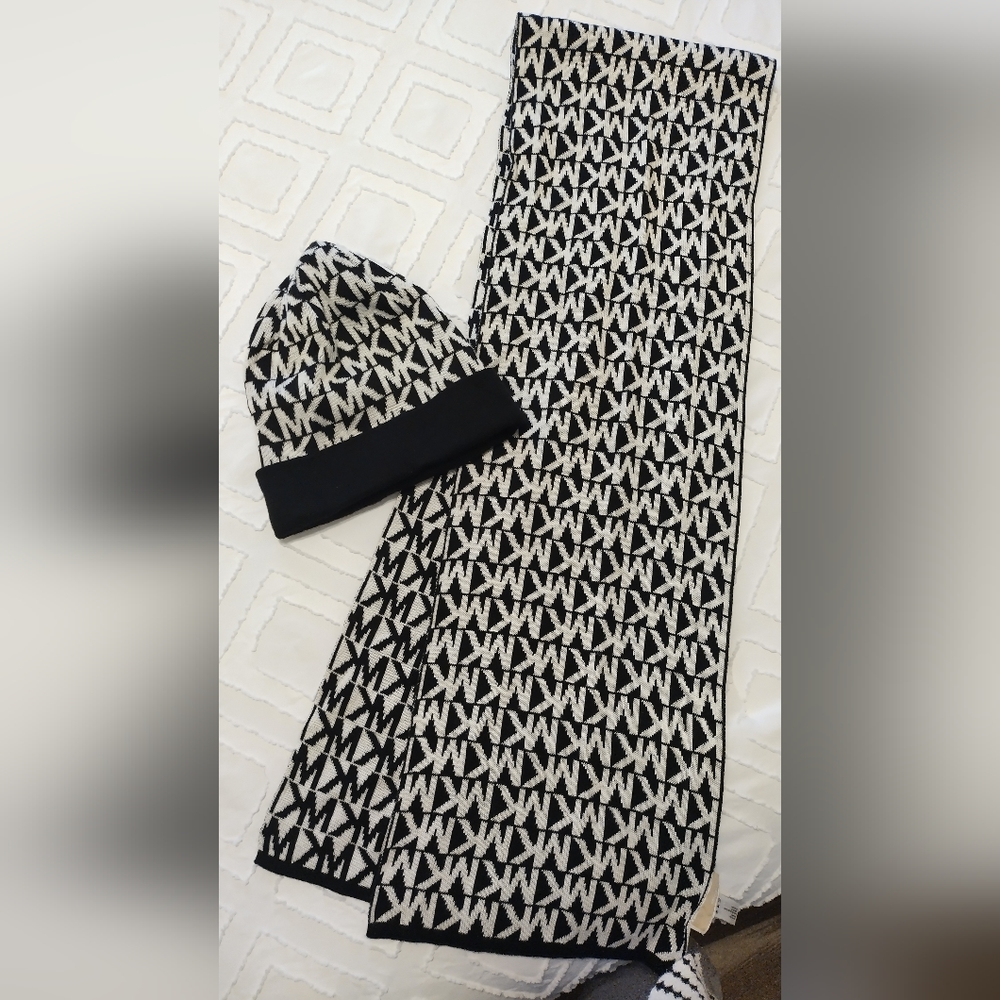 Michael Kors winter hat and scarf
